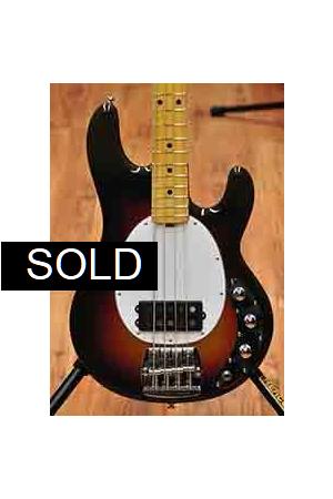 Ernie Ball Music Man 40th Anniversary Stingray Old Smoothie Chocolate Burst Ernie Ball Music Man 40th Anniversary Stingray Old Smoothie Chocolate Burst